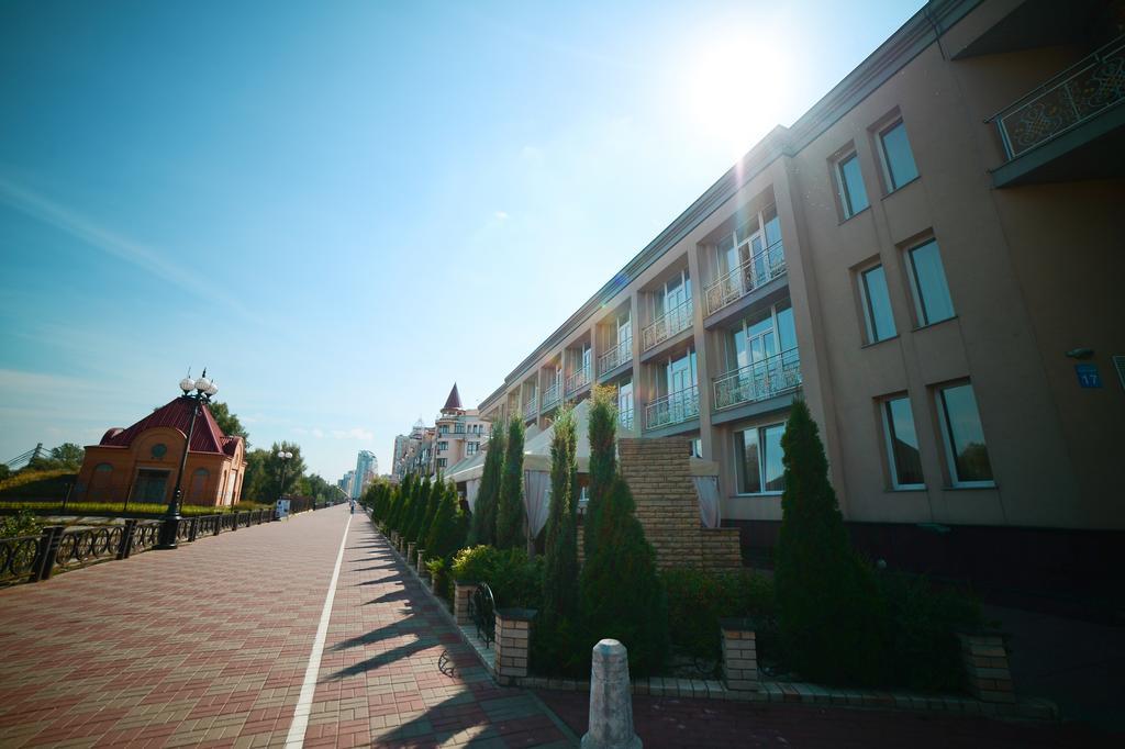 Visak Hotel Kiev Exterior foto